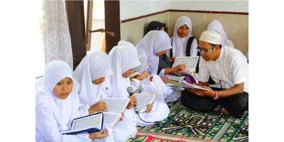 Pembiasaan Tadarus Al Quran Setiap Hari Jumat